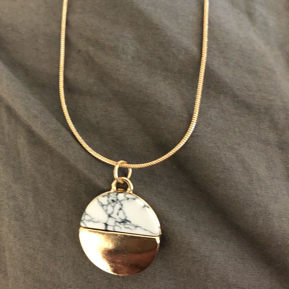 Marble necklace